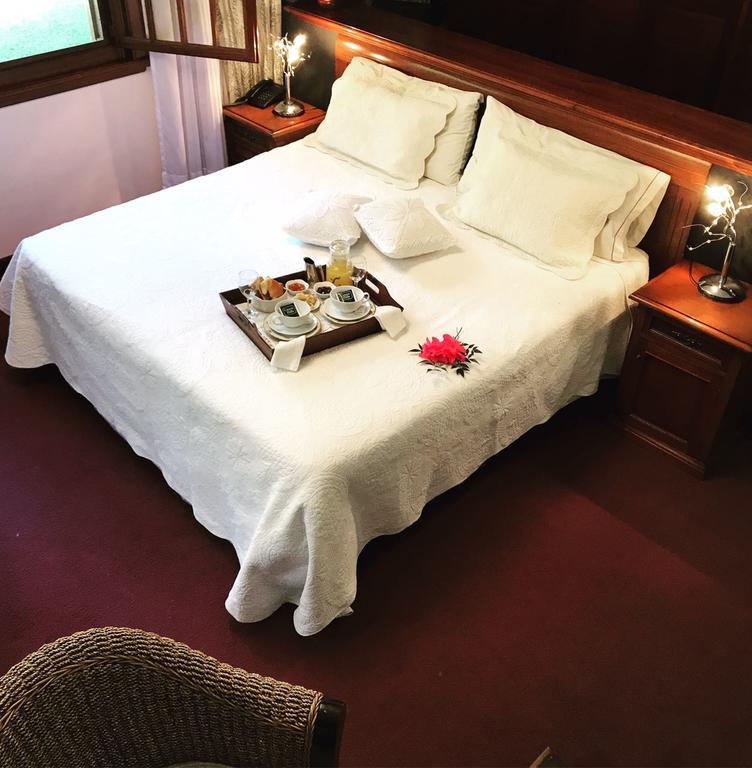 Hotel Aeropuerto Ezeiza Casa De Mr Монте Гранде Екстериор снимка